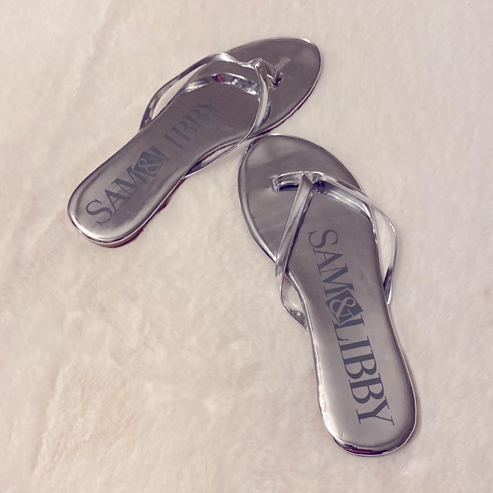 ✨Adorable Sam & Libby Thong Flip Flip Sandals✨